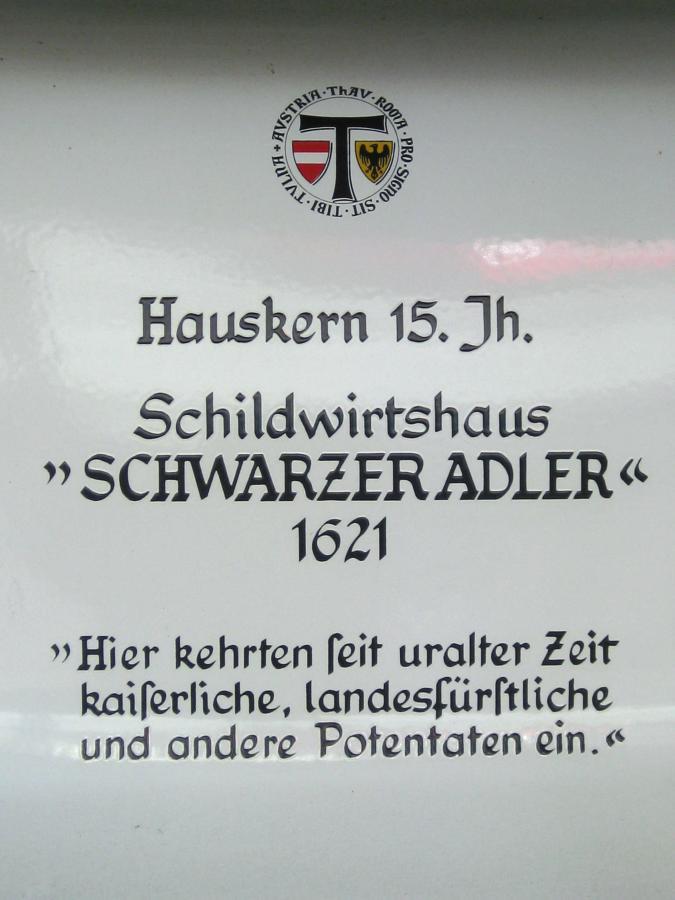 Ferienwohnung Zum schwarzen Adler Tulln An Der Donau Exterior foto